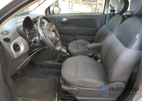 2015 Fiat 500 Pop z USA, uszkodzony, nr VIN 3C3CFFAR5FT680991